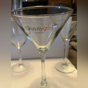 Skinnygirl Elegant Martini Glasses and Wine glasses. 5 pieces.